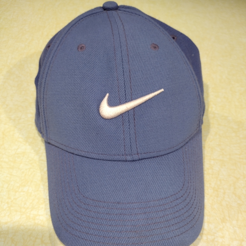 Nike Golf Hat Baseball Cap Blue Swoosh